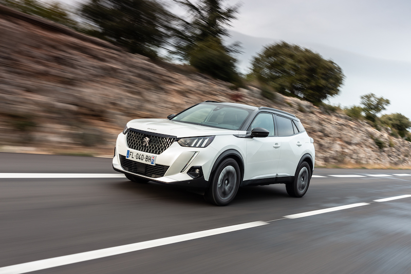 Peugeot toglie i veli al nuovo 2008, il suv proiettato nel futuro