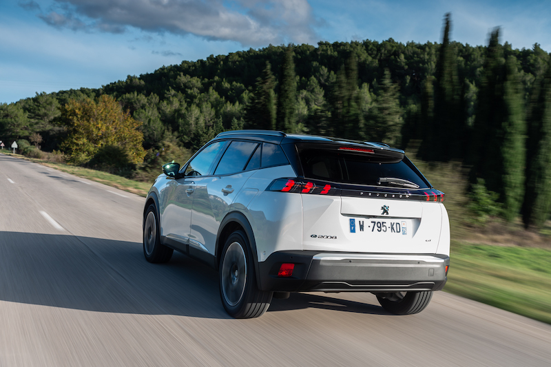 Peugeot toglie i veli al nuovo 2008, il suv proiettato nel futuro