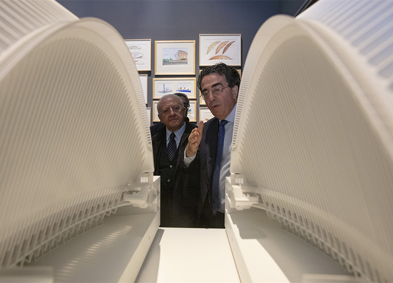 La creatività e l’armonia di Santiago Calatrava brilla “Nella luce di Napoli” La creatività e l’armonia di Santiago Calatrava brilla “Nella luce di Napoli”