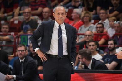 Olimpia Milano ko in casa con la Stella Rossa. Messina: “Troppo legati al pick roll”. Nedovic ko