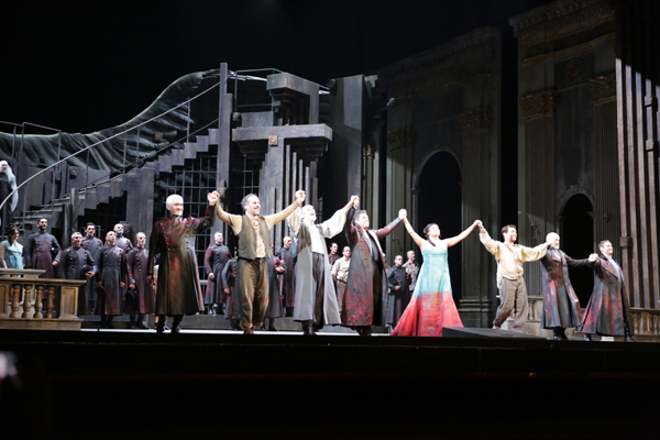 Prima alla Scala, i saluti dopo il primo atto – le foto –