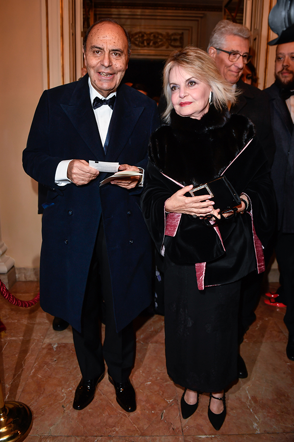 Prima alla Scala di Milano: oltre 16 minuti di applausi per la Tosca