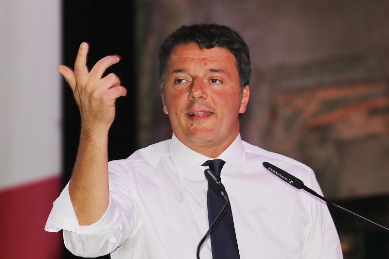 Governo, Conte respira ma il “killer” Renzi ha già il premier nel mirino Governo, Conte respira ma il “killer” Renzi ha già il premier nel mirino
