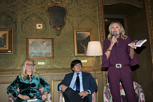 Elena D’Ambrogio presentazione libro Le notti di Kos a Torino