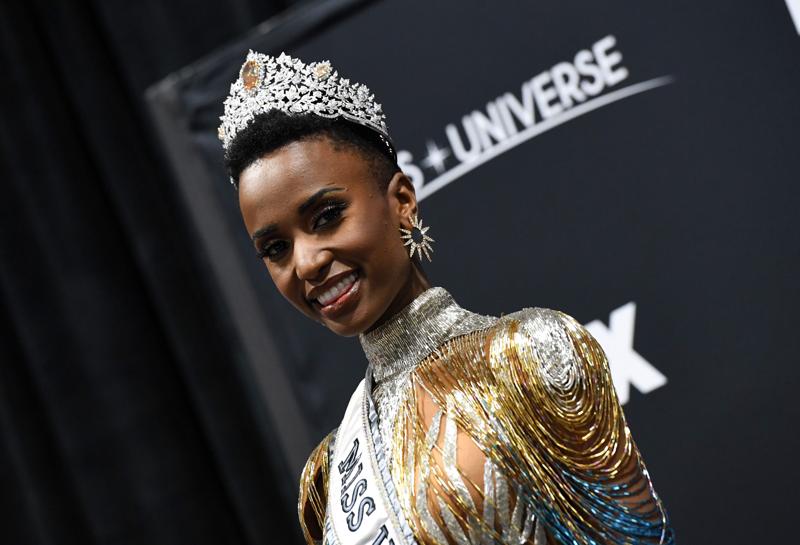 Miss Universo, è l’attivista sudafricana Zozibini Tunzi la vincitrice del 2019