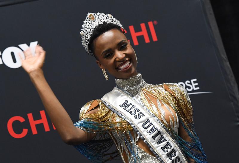 Miss Universo, è l’attivista sudafricana Zozibini Tunzi la vincitrice del 2019