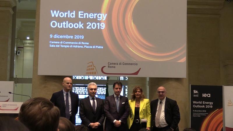 Galleria foto 'World Energy Outlook-Descalzi, Eni: “Scenario energetico globale preoccupante”' - foto 1