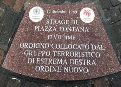 Piazza Fontana, diciotto formelle a 50 anni dalla strage