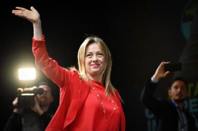 La Meloni pronta per Palazzo Chigi. L’ascesa della leader Fdi offusca Salvini