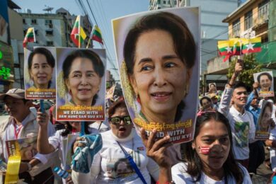 Aung San Suu Kyi dal Nobel alla sbarra per le accuse di genocidio a Myanmar