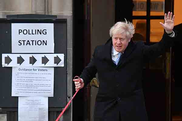 Elezioni Uk 2019, tutti gli scenari: Brexit con Johnson, referendum con Corbyn Elezioni Uk 2019, tutti gli scenari: Brexit con Johnson, referendum con Corbyn