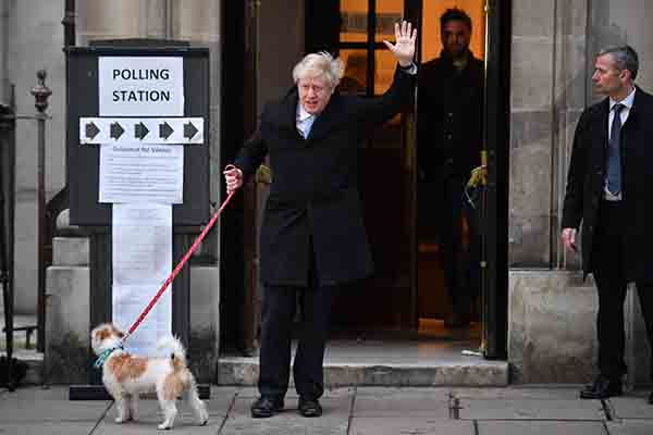 Elezioni Uk 2019, tutti gli scenari: Brexit con Johnson, referendum con Corbyn Elezioni Uk 2019, tutti gli scenari: Brexit con Johnson, referendum con Corbyn