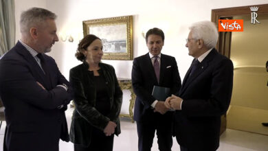 Mattarella a colazione al Quirinale con Conte e alcuni Ministri