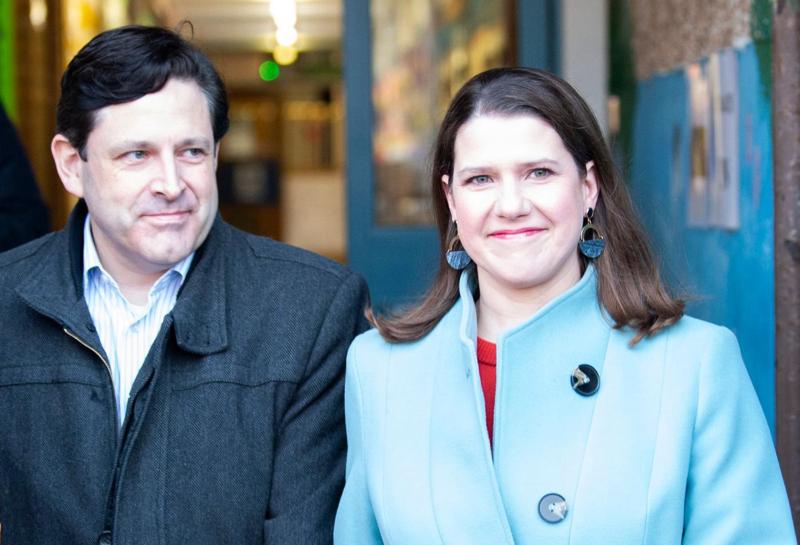Elezioni Uk 2019: Jo Swinson, la Lib Dem anti Brexit che flirta con Corbyn Elezioni Uk 2019: Jo Swinson, la Lib Dem anti Brexit che flirta con Corbyn