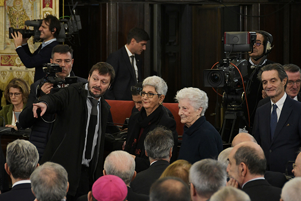 Sergio Mattarella a Palazzo Marino per l’anniversario di Piazza Fontana Sergio Mattarella a Palazzo Marino per l’anniversario di Piazza Fontana