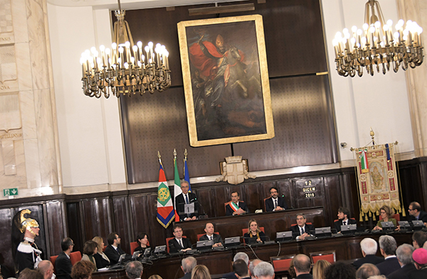Sergio Mattarella a Palazzo Marino per l’anniversario di Piazza Fontana Sergio Mattarella a Palazzo Marino per l’anniversario di Piazza Fontana