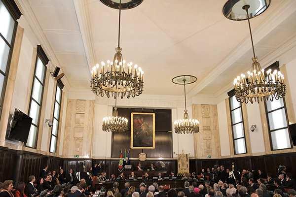 Sergio Mattarella a Palazzo Marino per l’anniversario di Piazza Fontana Sergio Mattarella a Palazzo Marino per l’anniversario di Piazza Fontana