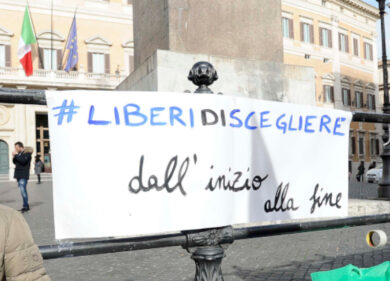 Biotestamento, lombardi favorevoli, ma la legge è poco conosciuta