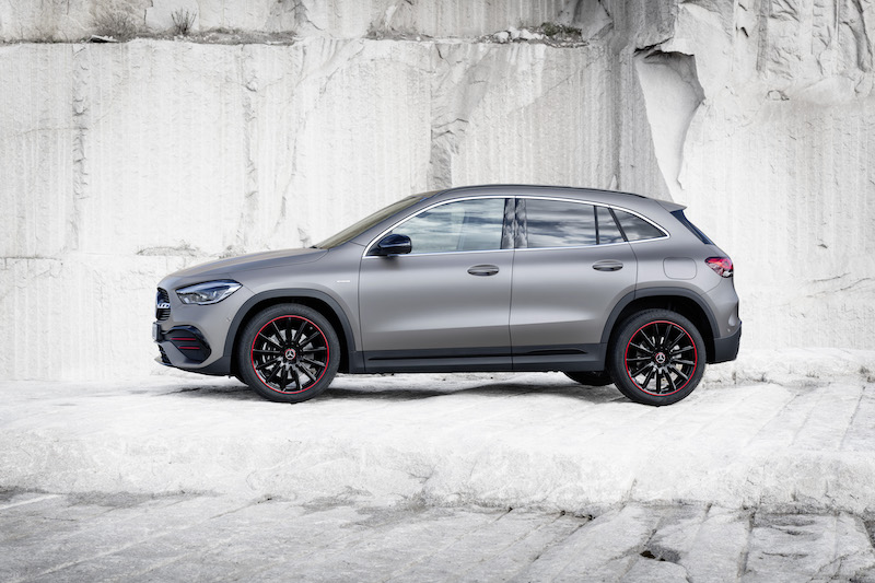 Lo sportivo GLA completa la gamma suv di casa Mercedes