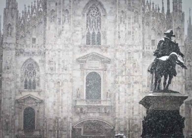 Prima neve a Milano, qualche rallentamento dei mezzi di superficie