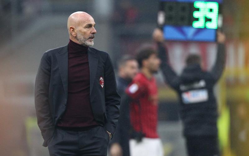 Milan, festa dei 120 anni e 0-0 col Sassuolo. Pioli: “Abbiamo avuto 10 occasioni chiare…” Milan, festa dei 120 anni e 0-0 col Sassuolo. Pioli: “Abbiamo avuto 10 occasioni chiare…”