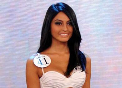 Ruby ter, Ambra Battilana: “Berlusconi mi palpò, tutte baciavano il Papi”