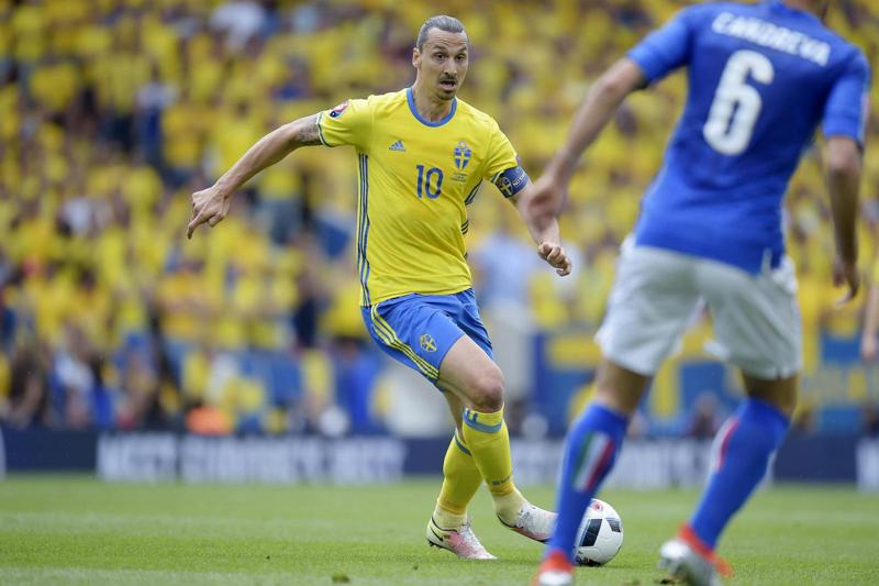 Ibrahimovic, Boban non si arrende per portarlo al Milan. Ma voci sul ritiro… Ibrahimovic, Boban non si arrende per portarlo al Milan. Ma voci sul ritiro…