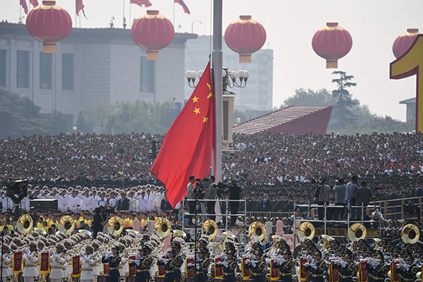Cina, produzione industriale sopra le attese: +6,2 a novembre Cina, produzione industriale sopra le attese: +6,2 a novembre