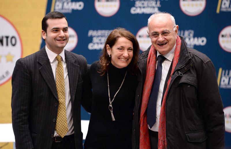 Commissione banche, Il figlio dipendente in PopBari. Ma Lannutti va avanti Commissione banche, Il figlio dipendente in PopBari. Ma Lannutti va avanti