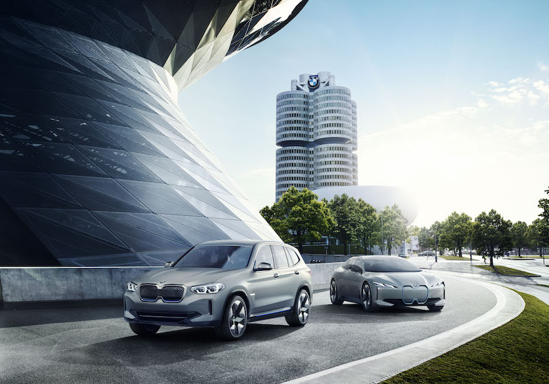 BMW punta sull’innovazione con la iX3 BMW punta sull’innovazione con la iX3