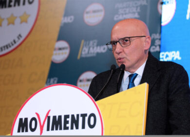 Camera, Trizzino: “Falso che creo il gruppo di ‘contiani’. Rafforzare il M5S”