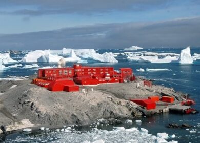 L’Università dell’Insubria apre una sede in Antartide