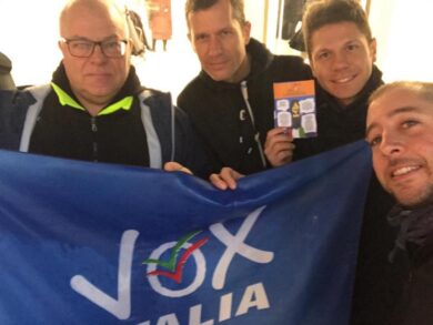 Vox Italia, il partito di Fusaro cresce. Il sovranismo socialista in 30 piazze