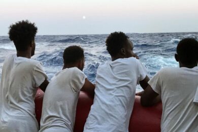 Migranti. Nessuna invasione in Europa ma la criminalità sfrutta il fenomeno