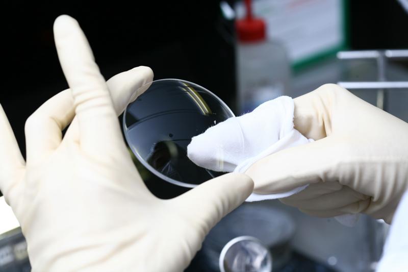EssiLux scopre frode in Thailandia: impatto da 190 milioni di euro EssiLux scopre frode in Thailandia: impatto da 190 milioni di euro