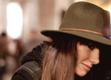 Moda 2020, l’anno del cappello. Uomini, donne e vip ne andranno pazzi: i trend