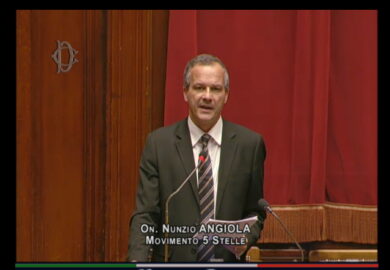 Nunzio Angiola e Gianluca Rospi lasciano il M5S e aderiscono al gruppo misto