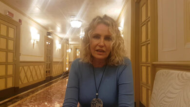 Licia Colò: “La Xylella in Salento? Ho visto gente disperata che ha smesso di lottare”