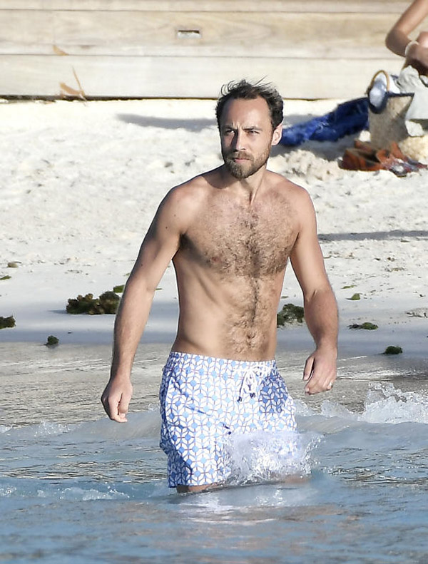 Kate Middleton news: Pippa Middleton in bikini le ruba la scena… così. FOTO