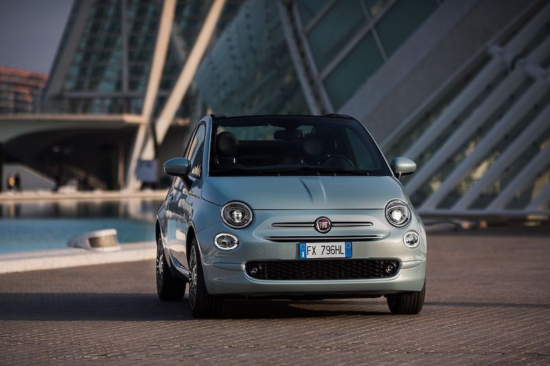 Con 500 e Panda hybrid Fiat fa il primo passo verso l’elettrico