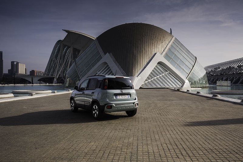 Con 500 e Panda hybrid Fiat fa il primo passo verso l’elettrico