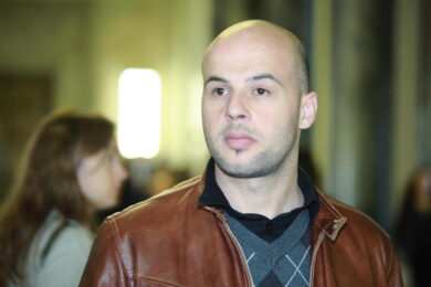 Strage Erba, Azouz rompe il silenzio: “Il caso Rosa e Olindo si riaprirà”