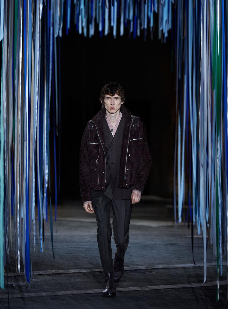Ermenegildo Zegna, a Milano il fashion show che usa ciò che esiste Ermenegildo Zegna, a Milano il fashion show che usa ciò che esiste