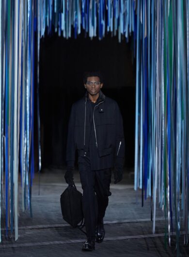 Ermenegildo Zegna, a Milano il fashion show che usa ciò che esiste