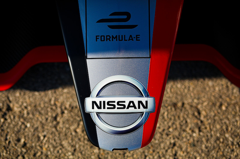 Nissan vuole chiudere con Renault. Rumors: piano segreto per il divorzio Nissan vuole chiudere con Renault. Rumors: piano segreto per il divorzio