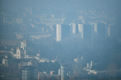 Milano? Nella top ten dell’inquinamento. Fi all’attacco di Sala. Intervista