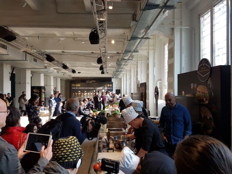 McDonald’s lancia My Selection 2020 a colpi di food battle tra beni DOP e IGP McDonald’s lancia My Selection 2020 a colpi di food battle tra beni DOP e IGP