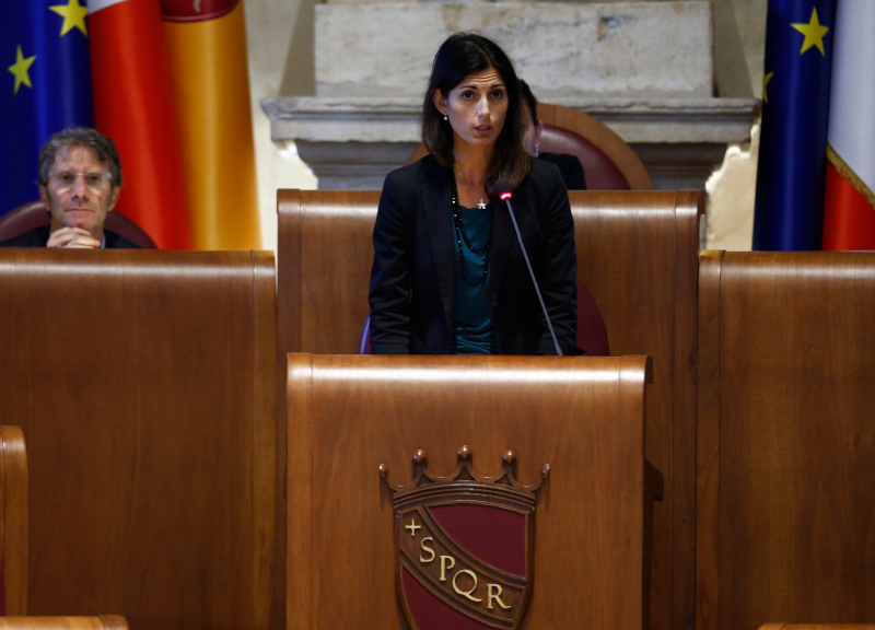 Giunta Raggi, 3 anni e mezzo di danni. E il bilancio approvato è un fallimento Giunta Raggi, 3 anni e mezzo di danni. E il bilancio approvato è un fallimento