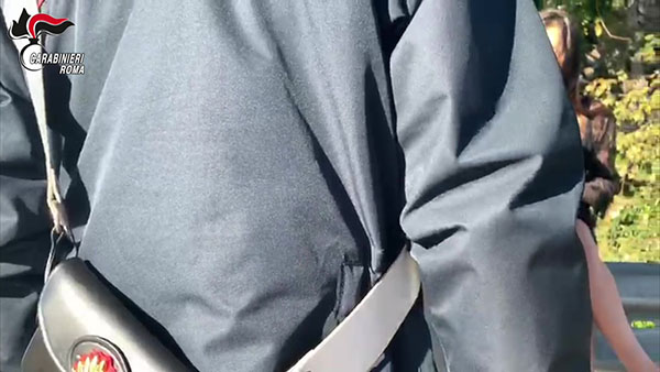Roma, 90enne sfruttava prostitute. Nel racket col Reddito di cittadinanza Roma, 90enne sfruttava prostitute. Nel racket col Reddito di cittadinanza