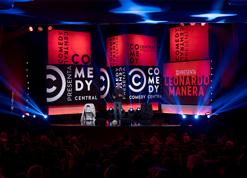 Comedy Central presenta lo spettacolo inedito di Leonardo Manera Comedy Central presenta lo spettacolo inedito di Leonardo Manera